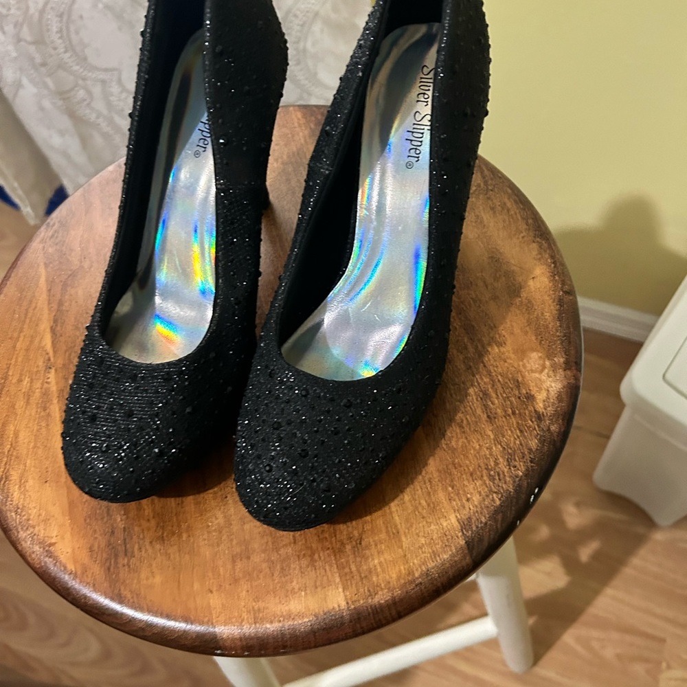 Black Rhinestone pumps - Picture 4 of 4
